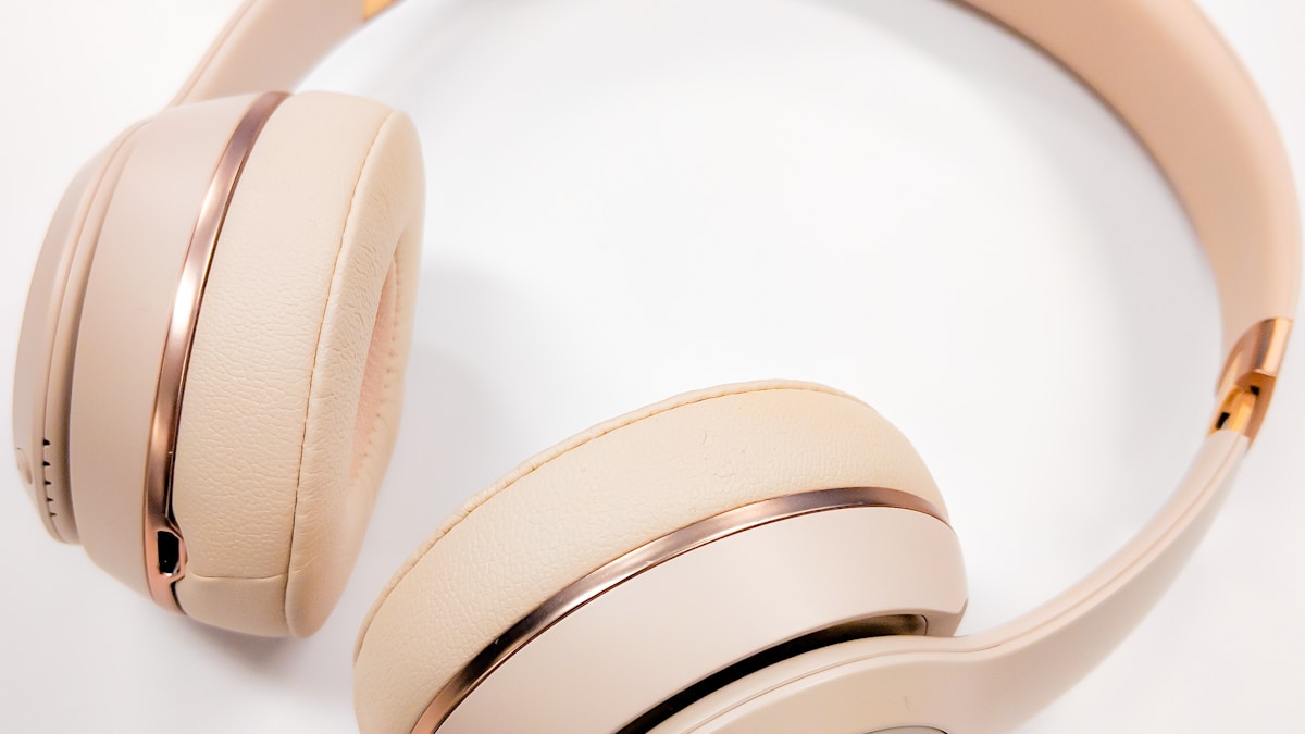 Best Noise Cancelling Headphones 2025: I Tested 14 Pairs. Only 5 Actually Work.