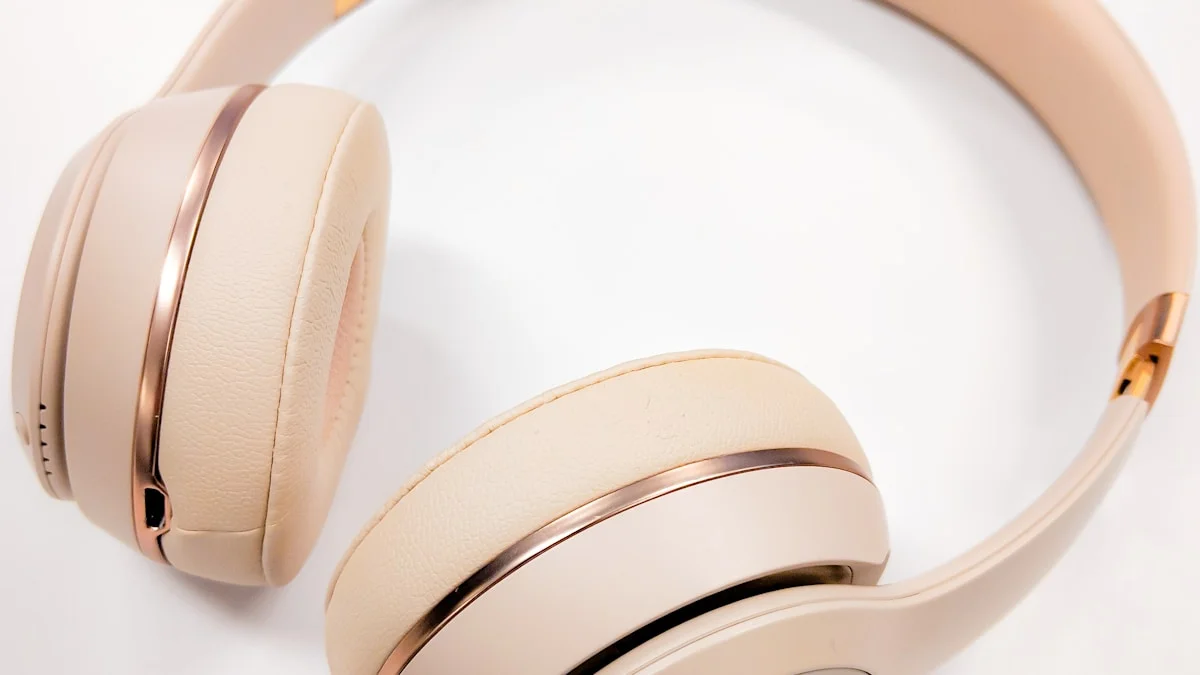 Best Noise Cancelling Headphones 2025: I Tested 14 Pairs. Only 5 Actually Work.