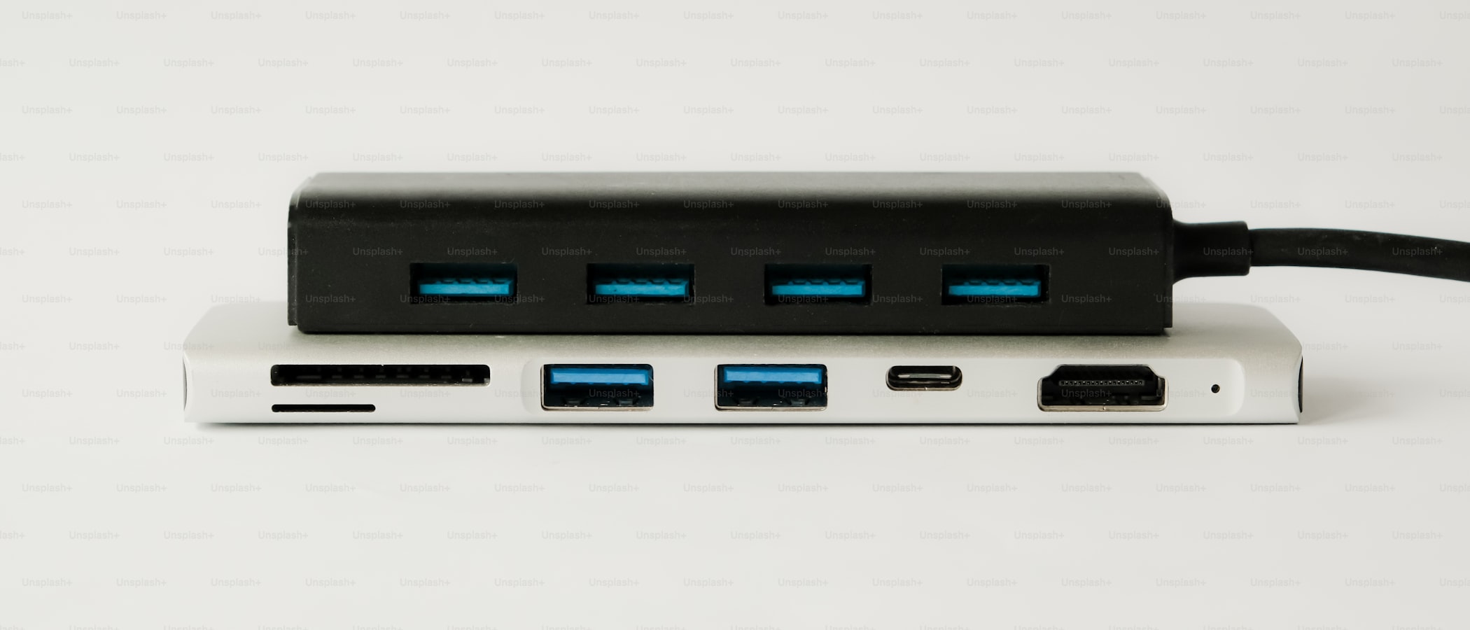 Best USB-C Hubs & Docks 2026: Stop Buying the One That Randomly Disconnects