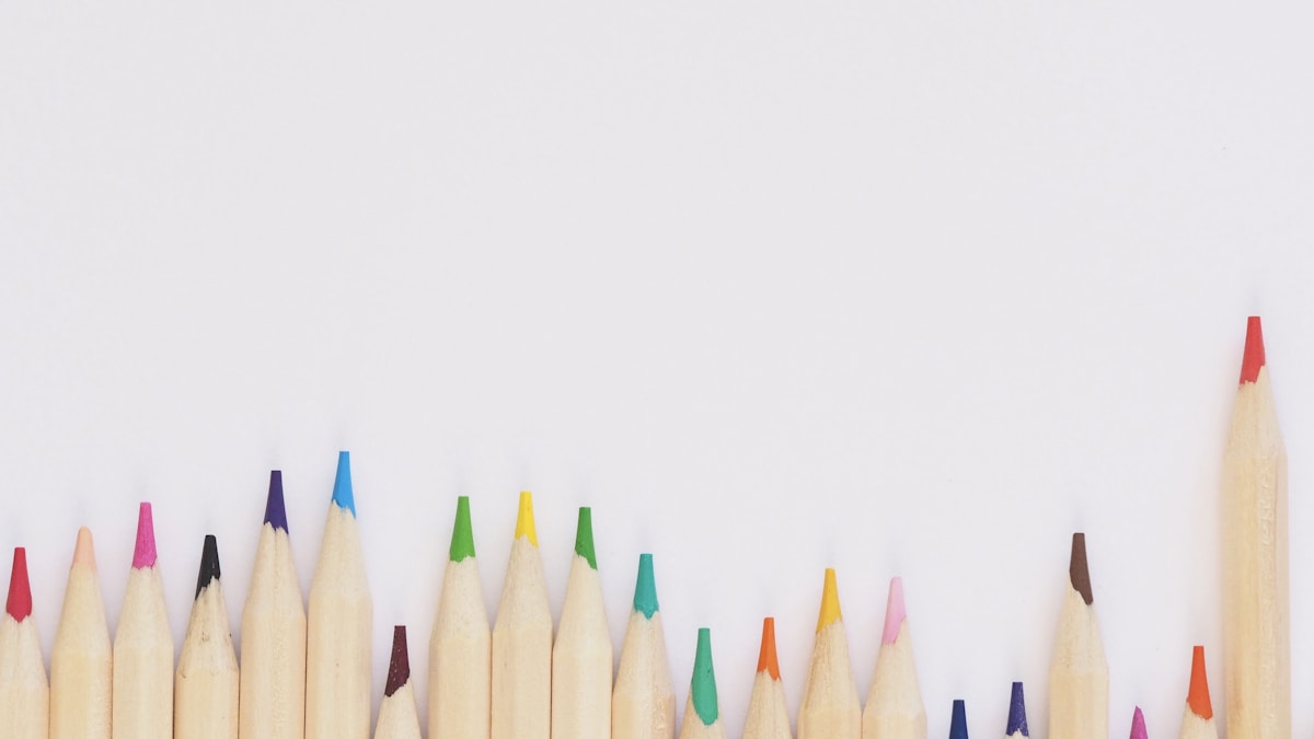 Best Tech Gifts 2025: 31 Gadgets People Actually Want (Not Junk)