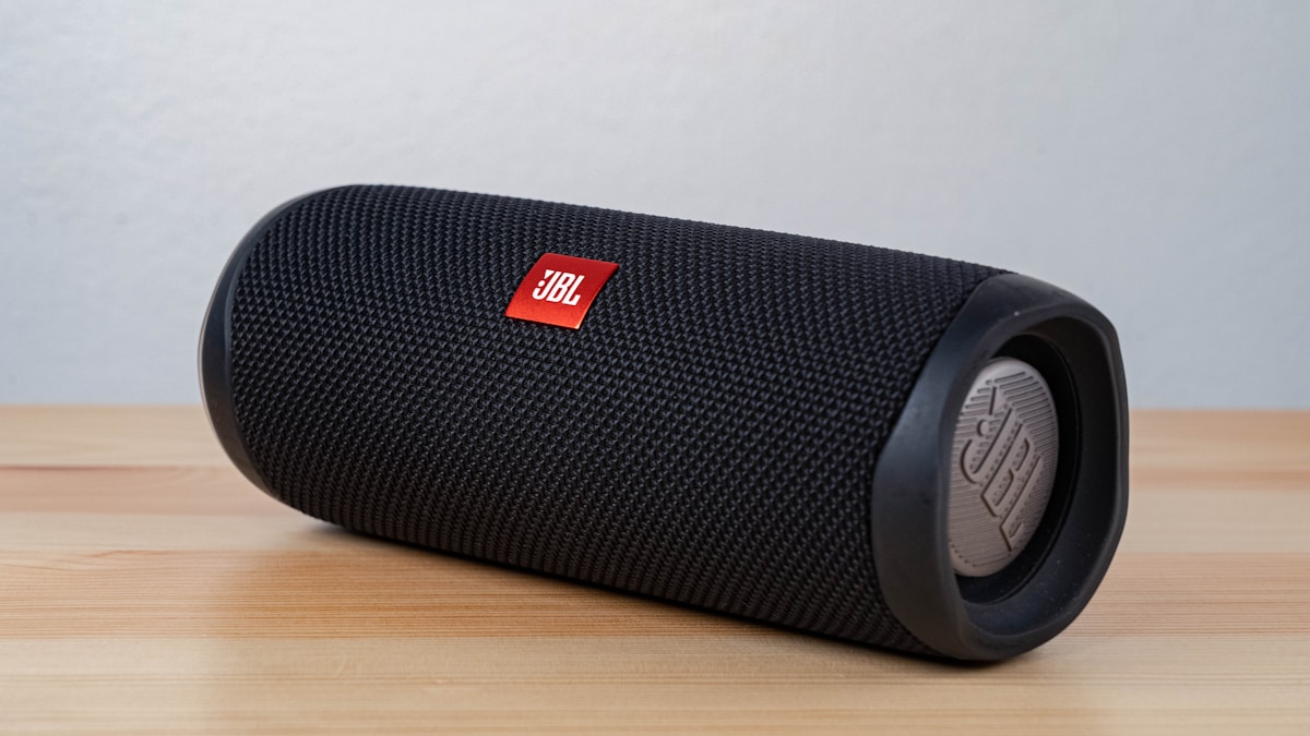 JBL Flip 6: The Bluetooth Speaker I Take Everywhere