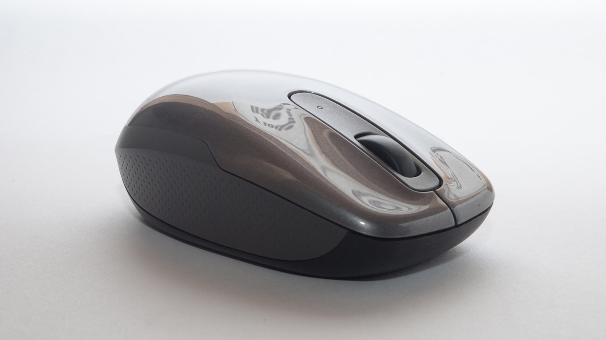 Logitech MX Master 3S: The Mouse That Fixed My Wrist Pain